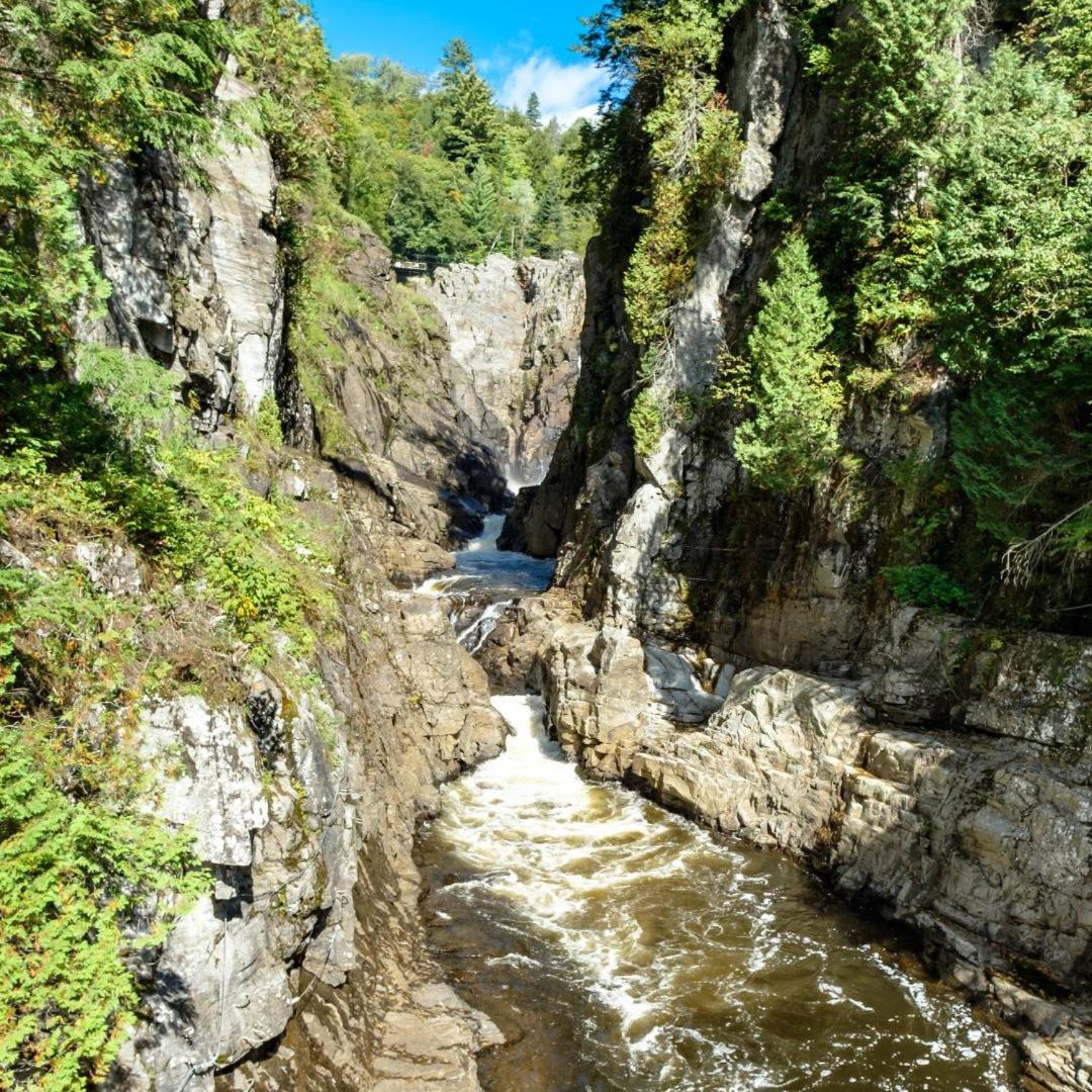 Initial - Escapade - Chutes-Montmorency Boischatel Exterior foto